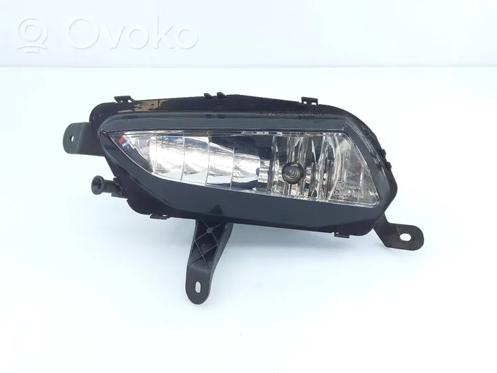 Opel Zafira C Światło przeciwmgłowe przednie 662588537L