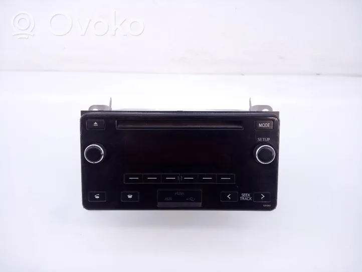 Toyota Land Cruiser (J120) Unité principale radio / CD / DVD / GPS 8612060M10