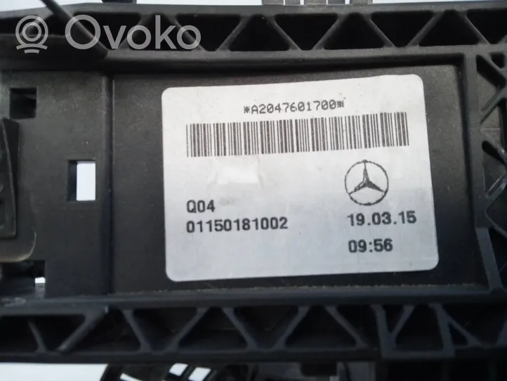 Mercedes-Benz A W176 Etuoven lukko A2047601700