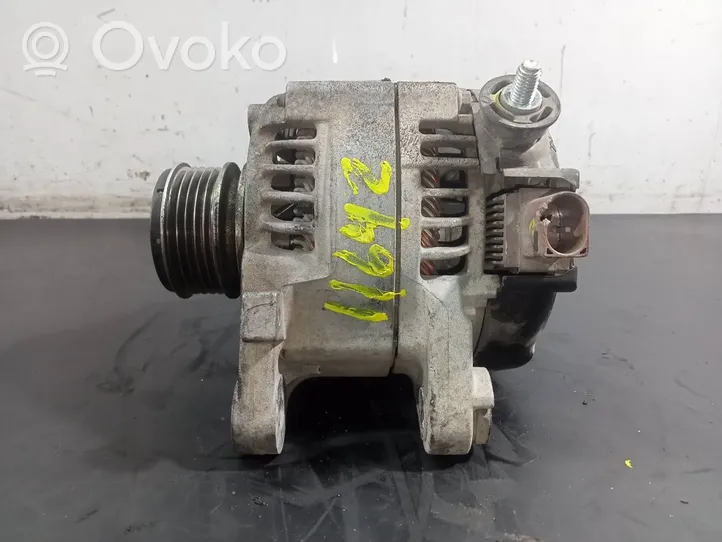 Hyundai i30 Generatore/alternatore 373002A750