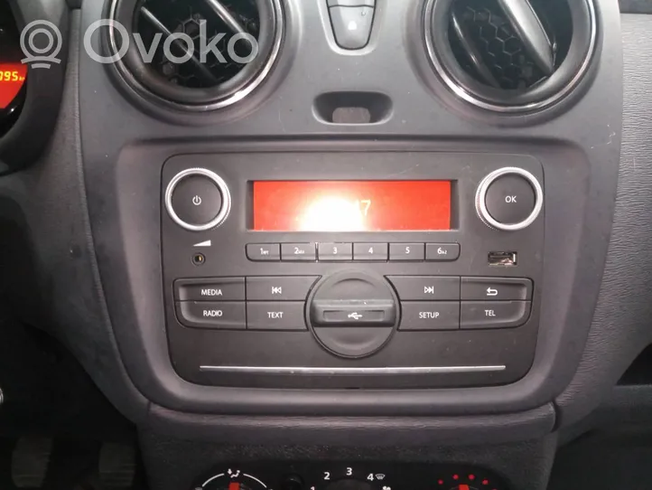 Dacia Dokker Unità principale autoradio/CD/DVD/GPS 281158515R
