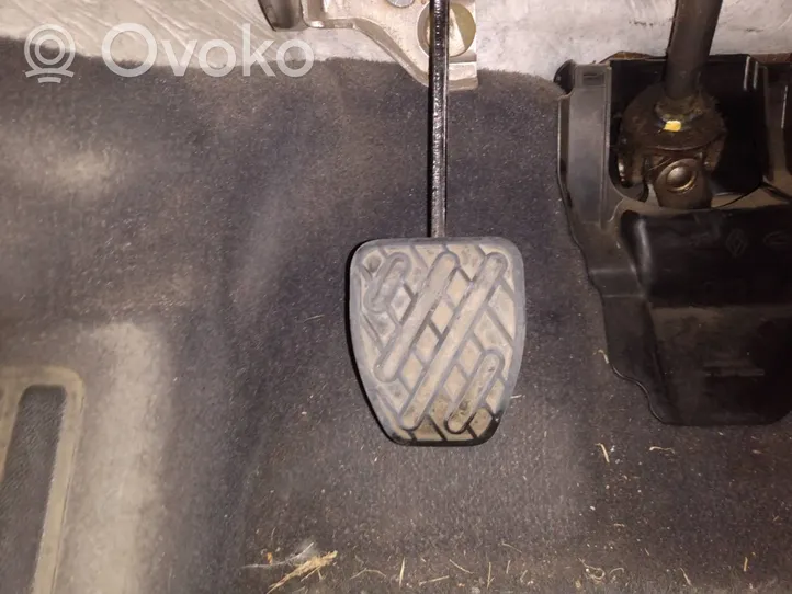 Renault Koleos I Clutch pedal 