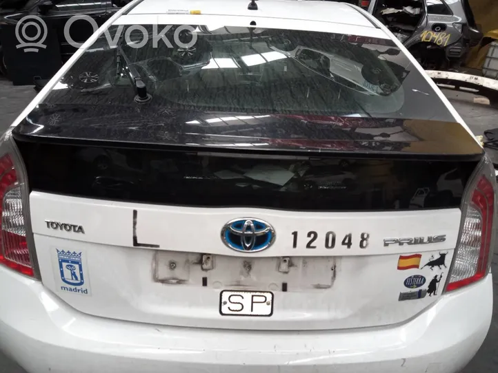 Toyota Prius (XW50) Takaluukun/tavaratilan kansi 