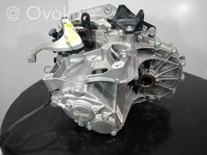 Ford Kuga III Manual 6 speed gearbox LX6R7002BHB