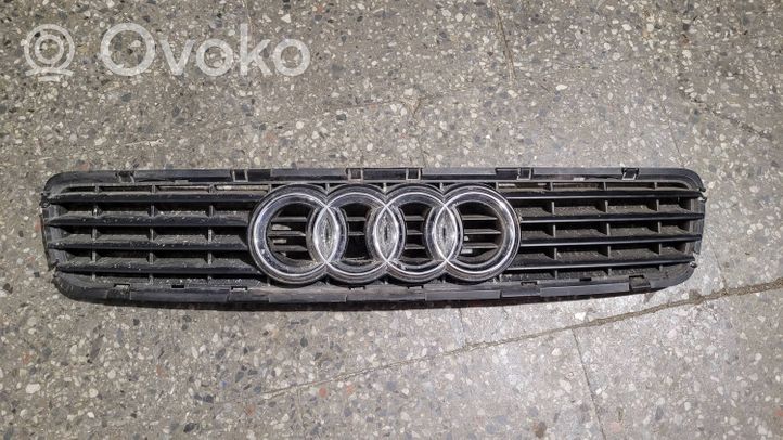 Audi A4 S4 B5 8D Atrapa chłodnicy / Grill 8D0853651R