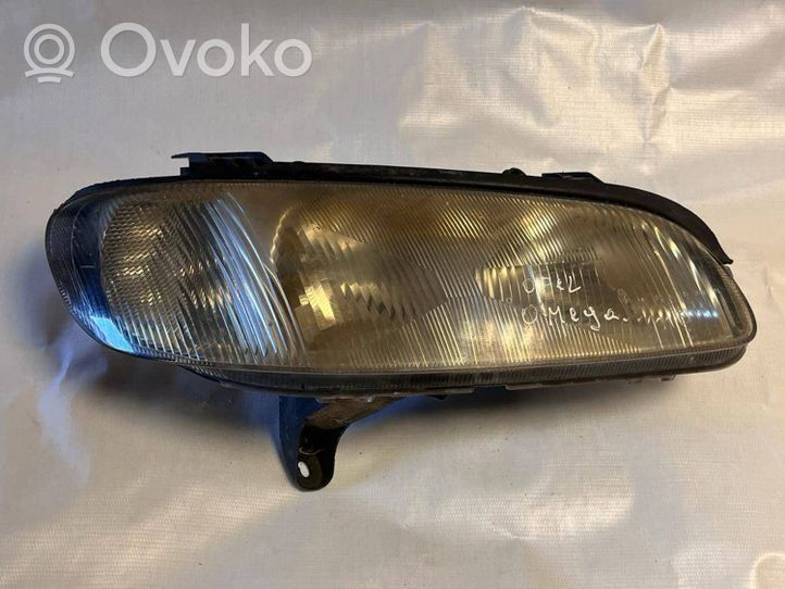 Chevrolet Omega B Lampa przednia 90457762