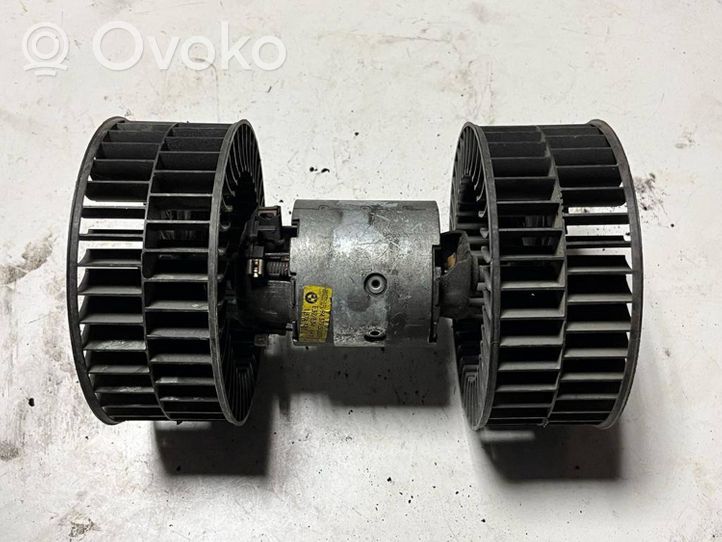 BMW 7 E32 Ventola riscaldamento/ventilatore abitacolo 9437950005