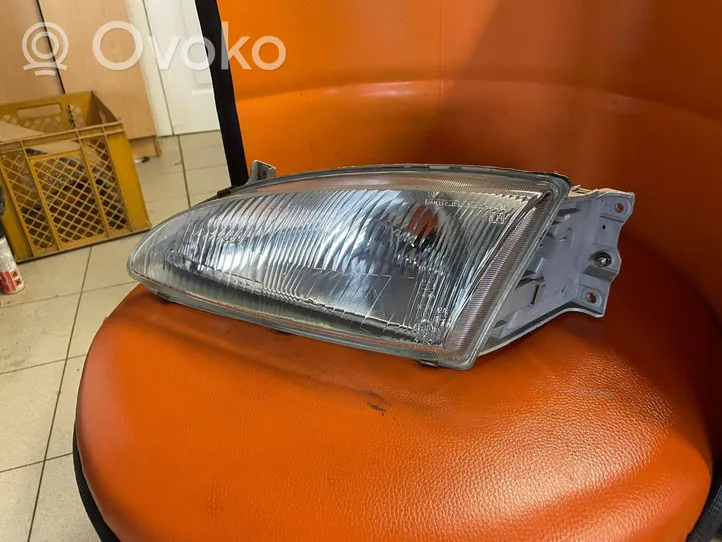 Hyundai Lantra I Lampa przednia 1013592