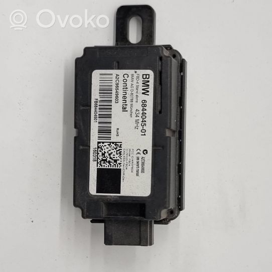 BMW 5 G30 G31 Centralina/modulo chiusura centralizzata portiere 6844045