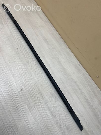 Opel Zafira C Front door trim (molding) 