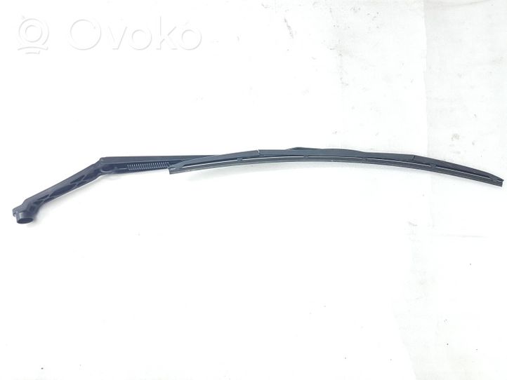 Subaru Legacy Tuulilasinpyyhkimen sulka 2466