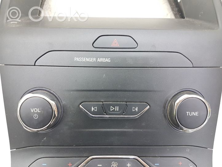 Ford Edge II Panel radia LT4T18E245