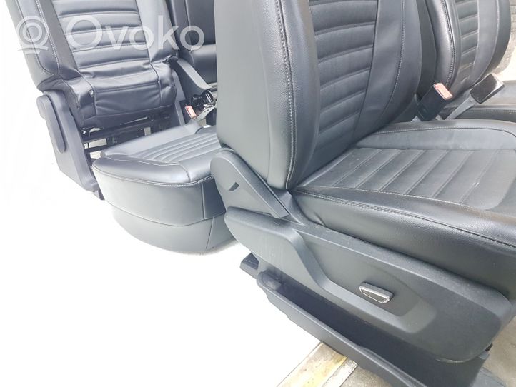 Ford Edge II Sitze komplett 