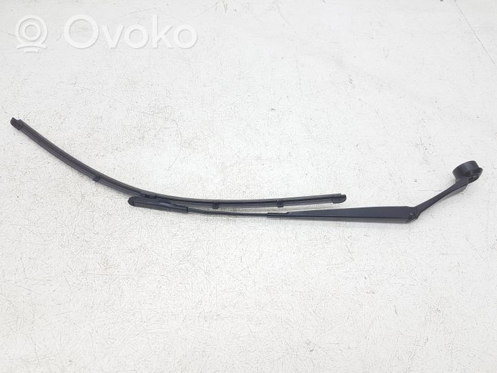 Ford Fusion II Front wiper blade arm DS7317C495