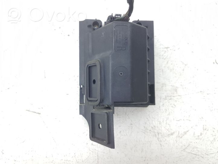 Ford Fusion II Capteur radar d'angle mort HS7T14D453