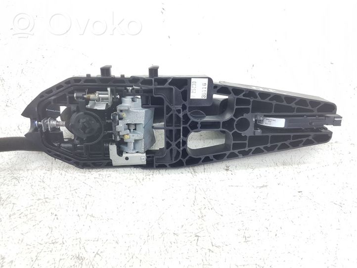 Ford Fusion II Front door exterior handle EM2BR224N02