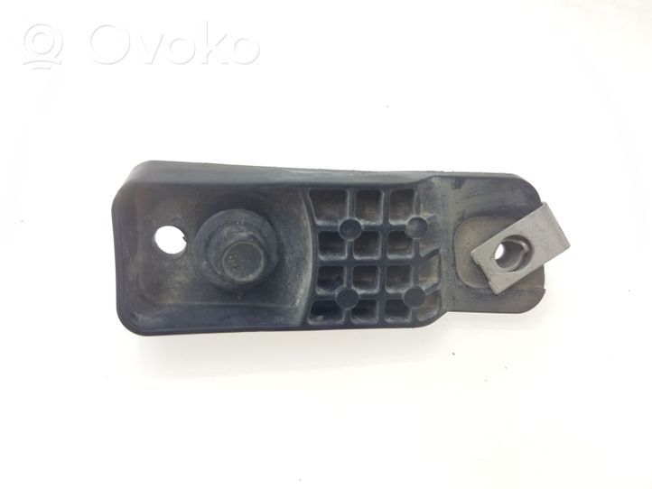 Ford Fusion II Support de montage de pare-chocs avant HS73F109A23