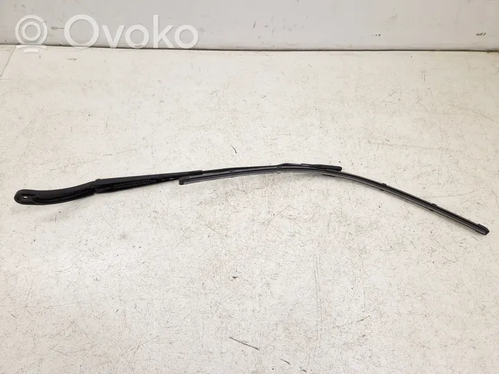 Ford C-MAX II Front wiper blade arm DM5117C495