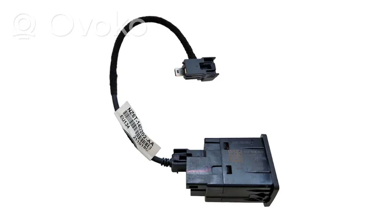 Ford Maverick Connettore plug in USB ML3T14F014