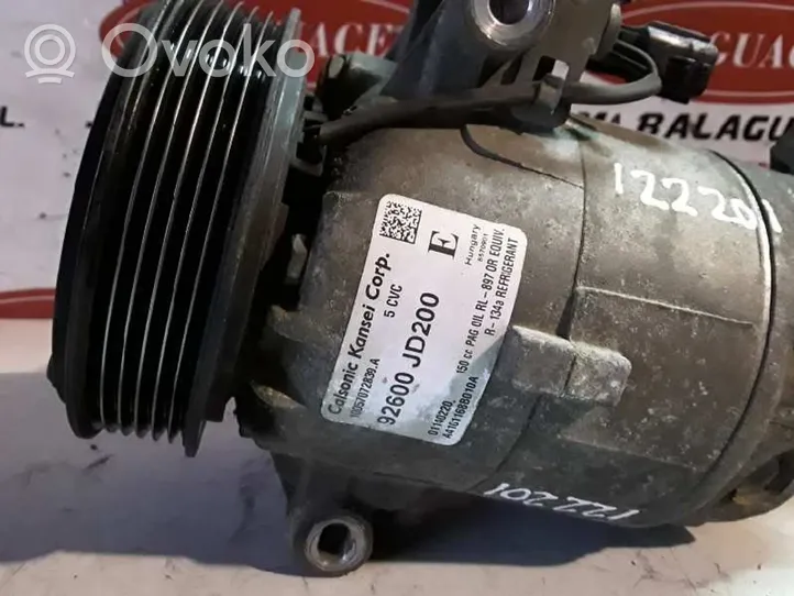 Nissan Qashqai+2 Ilmastointilaitteen kompressorin pumppu (A/C) 