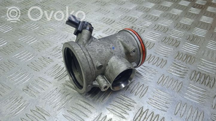 Mercedes-Benz C AMG W204 Tuyau de raccordement solide EGR A6460900754