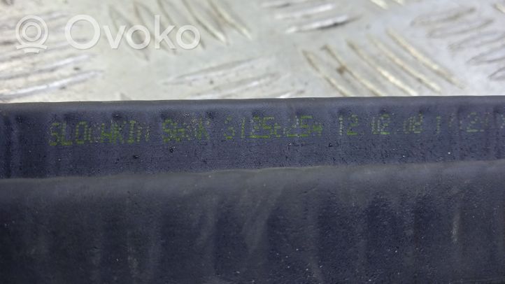 Volvo C70 Rubber seal front coupe door 31256254