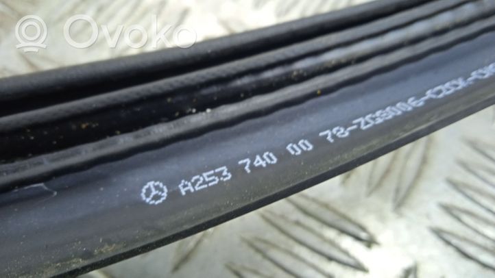 Mercedes-Benz GLC X253 C253 Joint en caoutchouc pour coffre de hayon arrière A2537400078