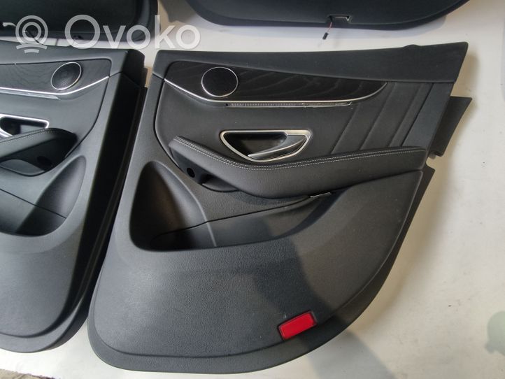 Mercedes-Benz GLC X253 C253 Set di rivestimento del pannello della portiera 