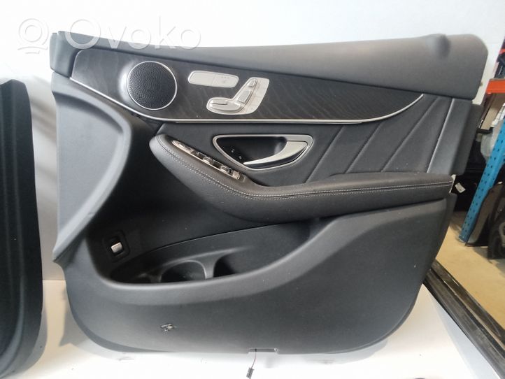 Mercedes-Benz GLC X253 C253 Set di rivestimento del pannello della portiera 