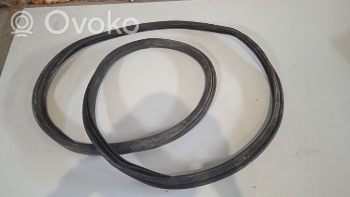 Bentley Continental Loading door rubber seal (on body) 3W7827705A