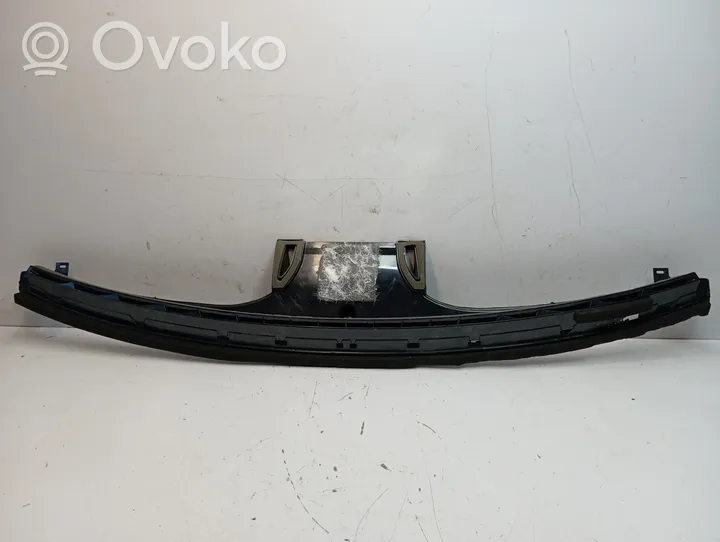 BMW X5 F15 Kojelaudan tuuletussuuttimen suojalista 9279302