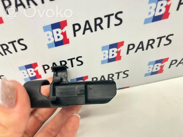 BMW 3 F30 F35 F31 Front passenger seat rail trim 7314014