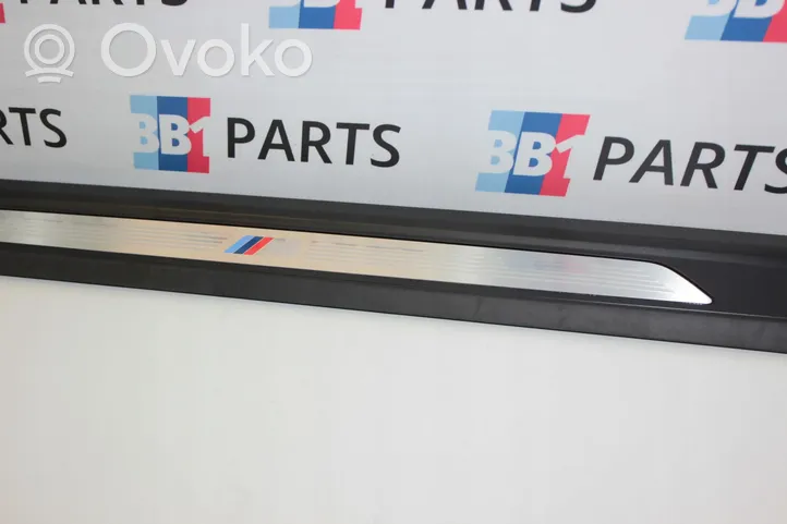 BMW 4 F32 F33 Listwa progowa przednia / nakładka 8063799