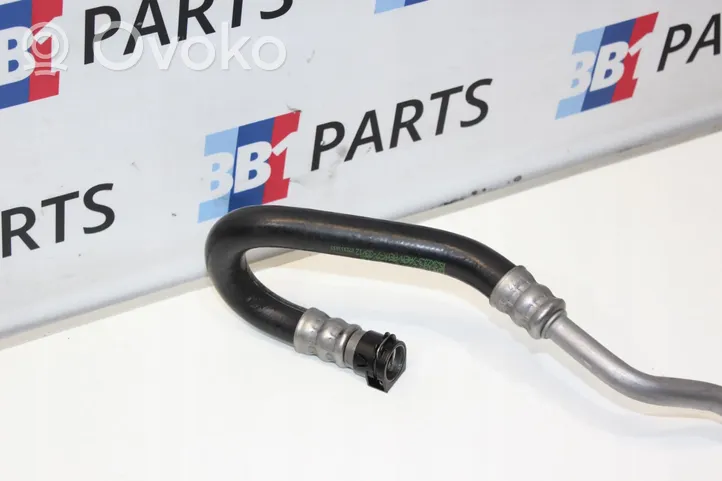 BMW 3 F30 F35 F31 Oil cooling pipe 7639644