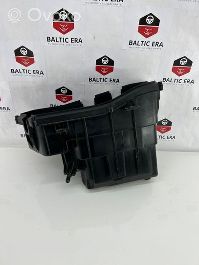 BMW 4 F36 Gran coupe Altra parte del vano motore 8509913