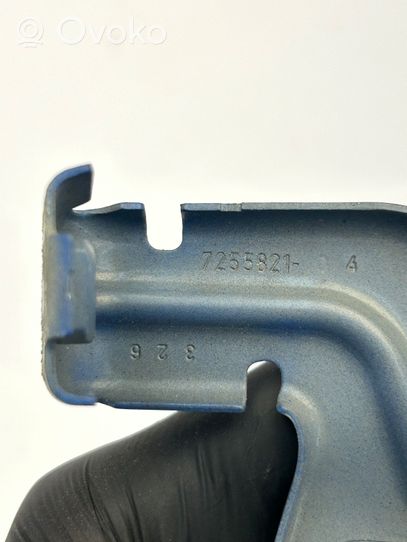 BMW 4 F32 F33 Supporto di montaggio del parafango 7255821