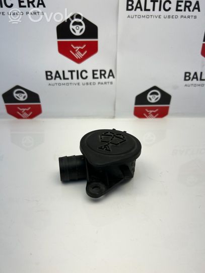 BMW 4 F32 F33 Serbatoio/vaschetta liquido lavavetri parabrezza 7241664