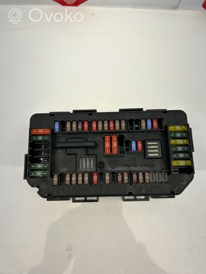 BMW 4 F32 F33 Fuse module 9337879