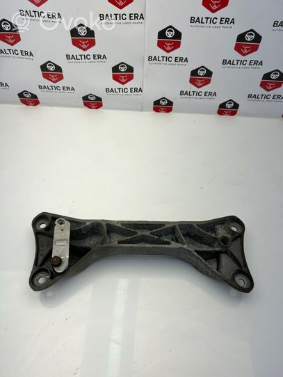 BMW 4 F32 F33 Supporto di montaggio scatola del cambio 6796603