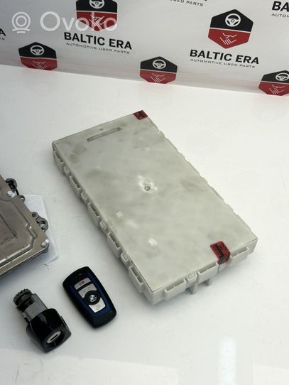 BMW 4 F32 F33 Kit centralina motore ECU e serratura 8489450