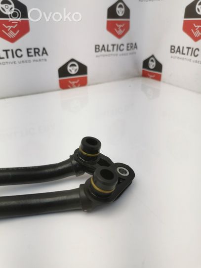 BMW 4 F36 Gran coupe Tubo flessibile del radiatore dell’olio del cambio 8509993