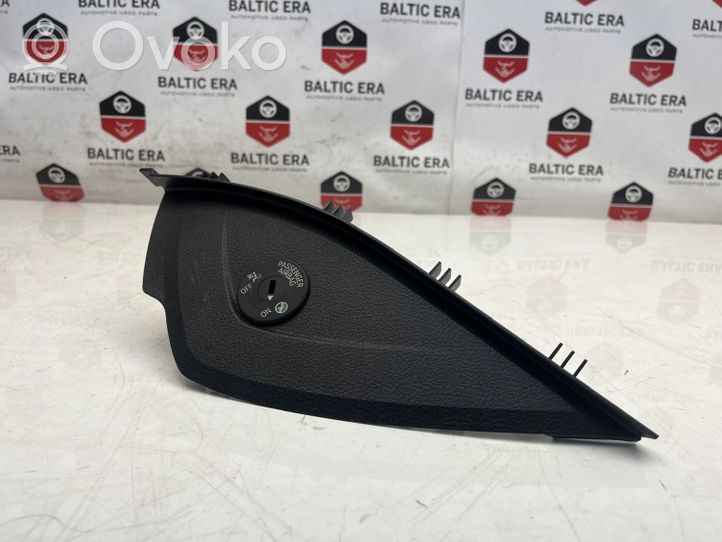 BMW 4 F36 Gran coupe Rivestimento estremità laterale del cruscotto 9218554