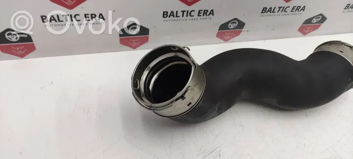 BMW 5 F10 F11 Tube d'admission de tuyau de refroidisseur intermédiaire 8516509