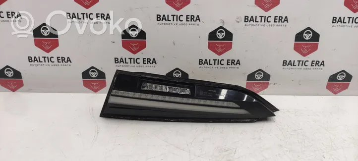 BMW i4 Lampy tylnej klapy bagażnika 7477608