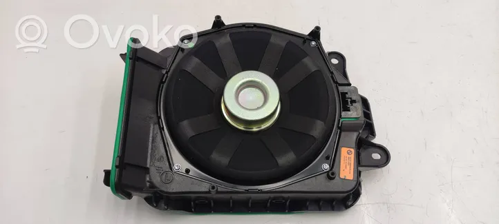 BMW 5 G30 G31 Subwoofer-bassokaiutin 6801075