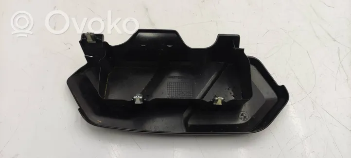 BMW M5 F90 Kita variklio skyriaus detalė 7856812