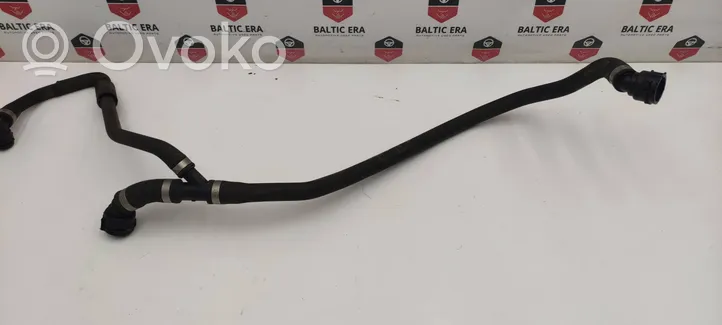 BMW M4 F82 F83 Variklio aušinimo vamzdelis (-ai)/ žarna (-os) 2284691