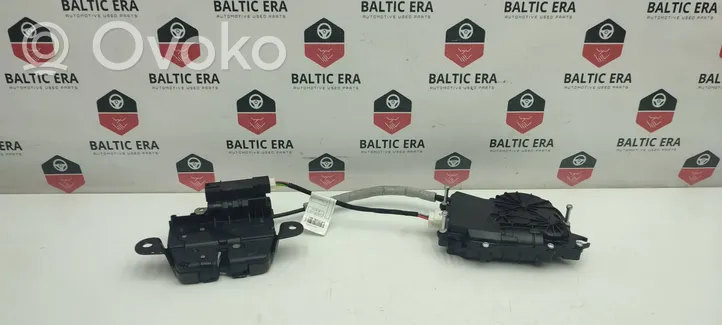 BMW 2 F45 Spynos varikliukas galinio dangčio 7348531