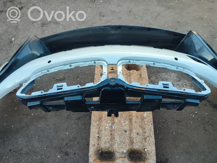 BMW i8 Front bumper 51117394392