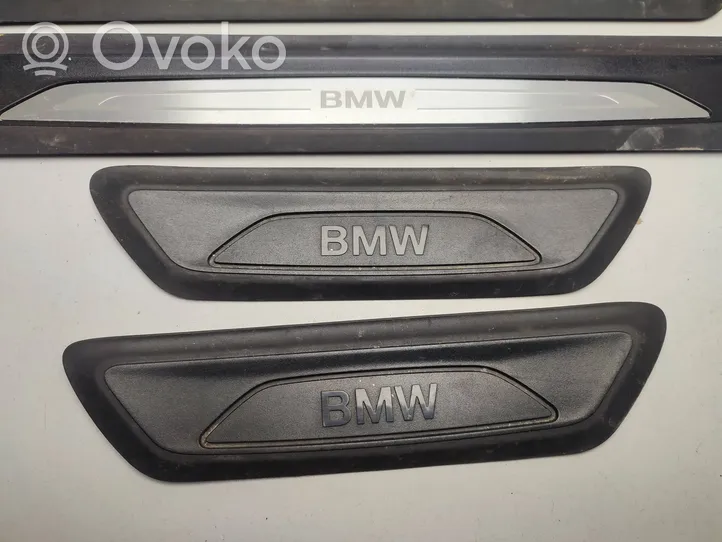 BMW X1 F48 F49 Listwa boczna 51477349673